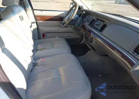 2003 Mercury Grand Marquis Gs z USA, uszkodzony, nr VIN 2MEFM74W23X633108